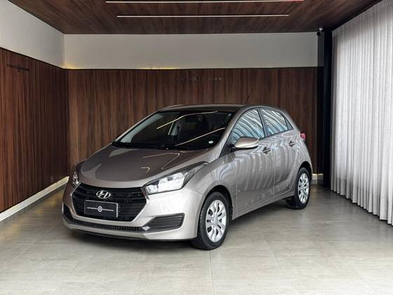 HYUNDAI HB20 1.0 COMFORT 12V FLEX 4P MANUAL